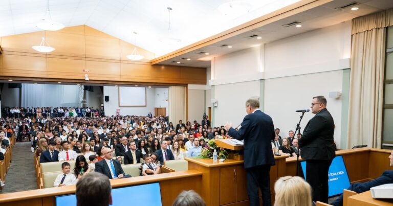 Elder Stephenson, A Brazilian Pastor, Teaches About Disciples Church