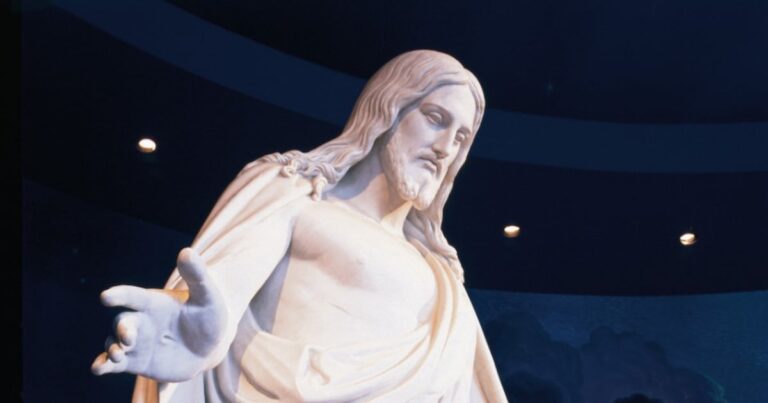 Seoul South Korea South Stake Remembers "living Christ" Church