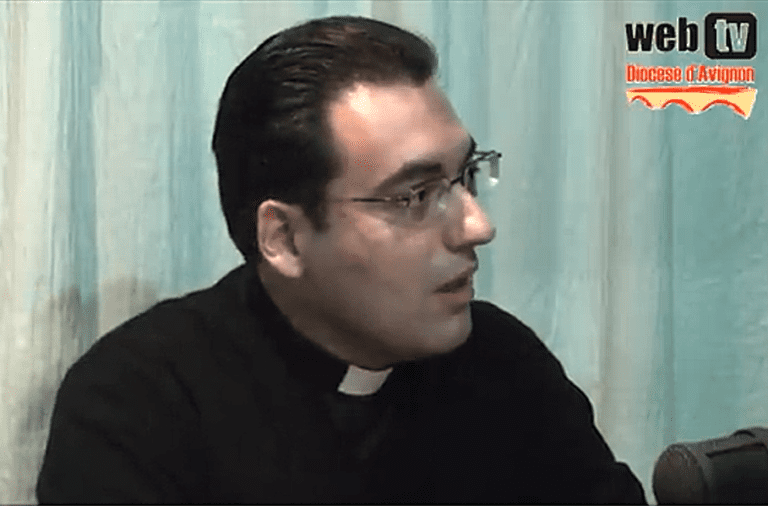 French Muslim Young Gang Threatens Catholic Priests