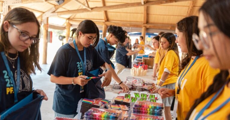 South American Youth Prepare Thousands Of School Kits At Fsy