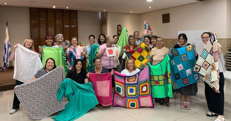 Uruguayan Women "weave" Compassion For Donations To Children Church