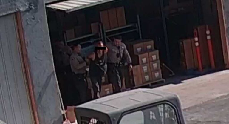 Police save the day after a knife-held man who is allegedly sneaking into Ray Comfort’s Living Waters Ministry – Faith Wire Police save the day after a knife held man who is