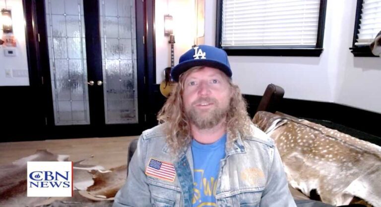 Sean Fahe says Canada has a “devil’s centre” as a censorship worship event for officials. Sean fahe says canada has a "devil's centre" as a