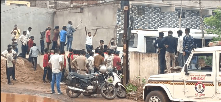 The pastor was detained after being arrested in India The pastor was detained after being arrested in india