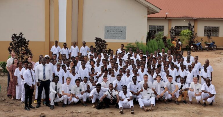 120 people baptized in Sierra Leone in one day – Church News 120 people baptized in sierra leone in one day