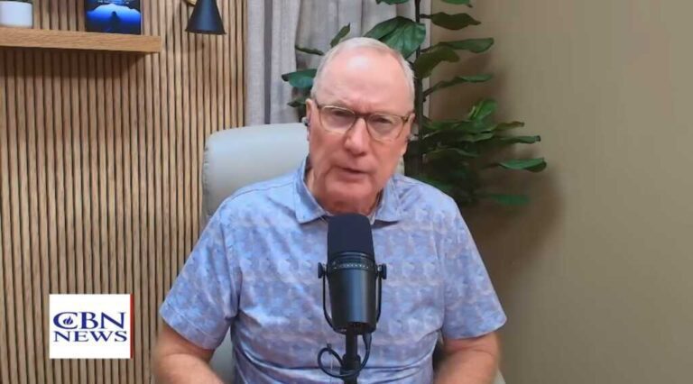 Max lukado offers powerful prayers to charlie kirk's family and