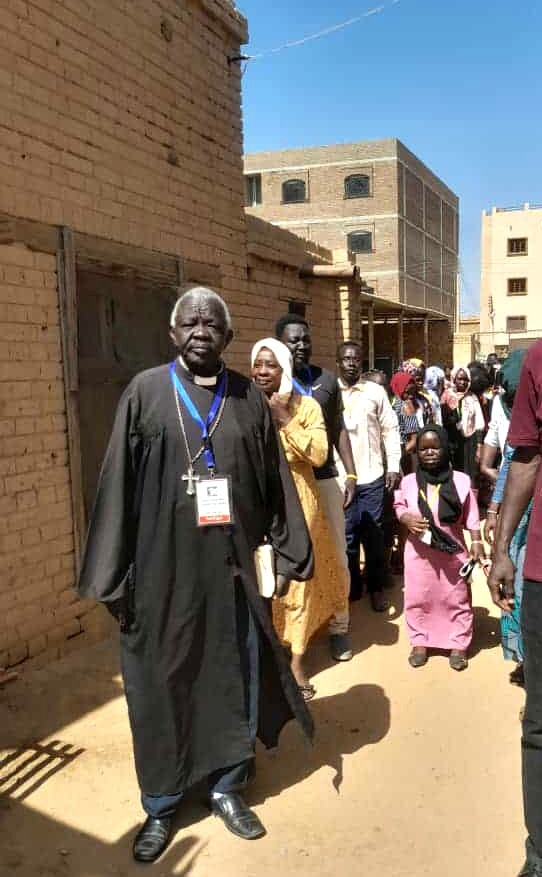 Sudanese pastor arrested by police on suspicion of stealing property Sudanese pastor arrested by police on suspicion of stealing property