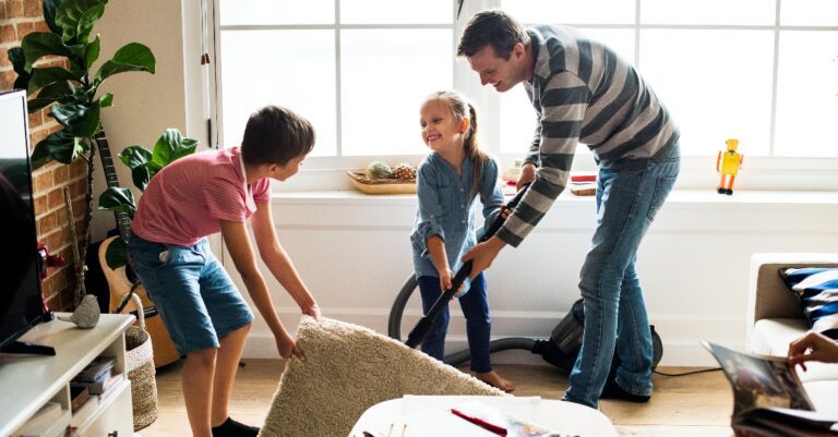 5 ways to enjoy spring cleaning as a family