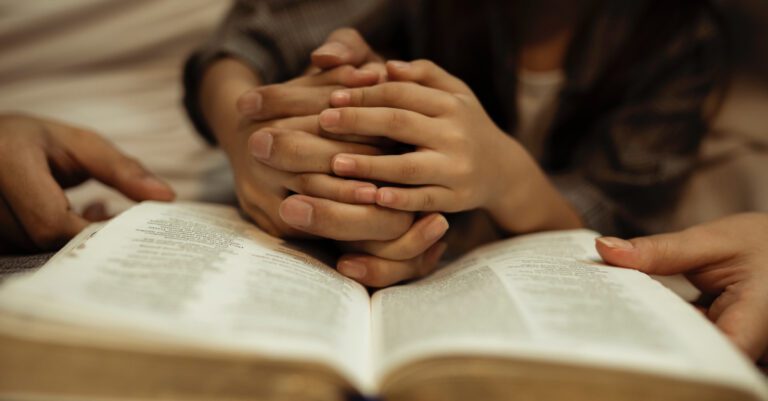 7 easy faith activities for mothers and children