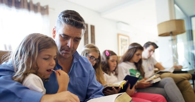 Connecting home-centered learning with church meetings – Church News Connecting home centered learning with church meetings – Church News