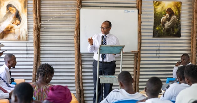 Refugees become pioneers in new branch in Kenya – Church News Refugees become pioneers in new branch in Kenya – Church